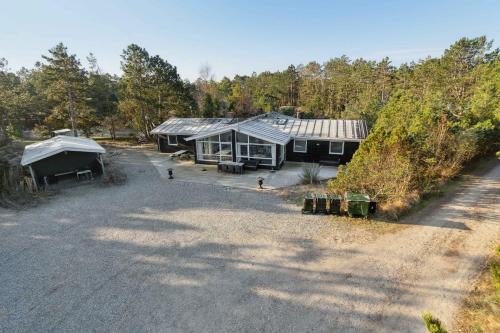 Lovely Summer House With Sea View And Pool — 4-Star Luxury Hotel in Ebeltoft, Denmark