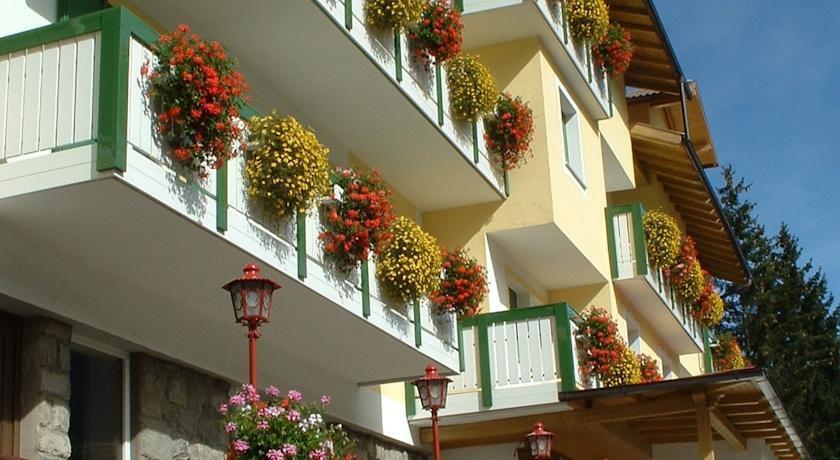 Montana — hotel in Pozza Di Fassa