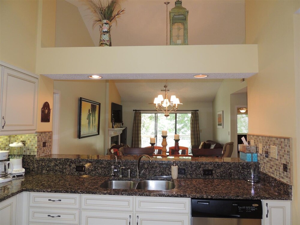 Kingston Residences Resort 1 and 2 Bedroom Villas - photo 12