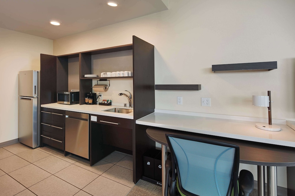 Home2 Suites by Hilton Sacramento at CSUS - photo 18