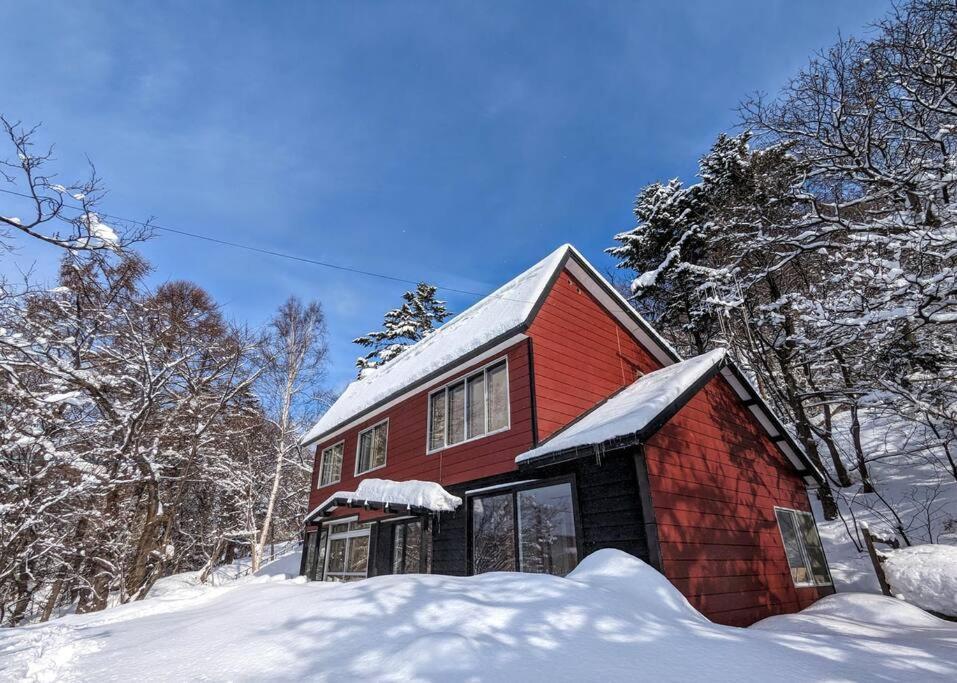 Mountain View Totoro Spacious Sunny — Yoichi
