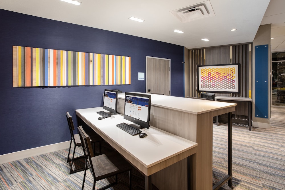 Holiday Inn Express & Suites Denver Ne Brighton by IHG - photo 11