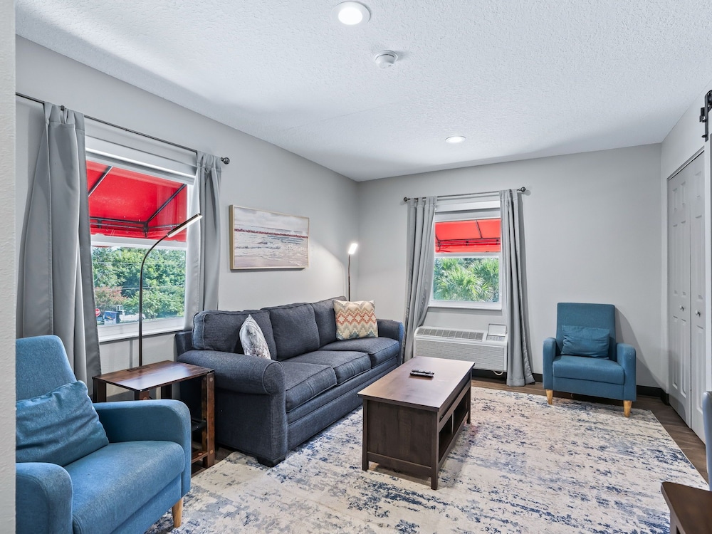 Baymont by Wyndham Ocala Suites - photo 13