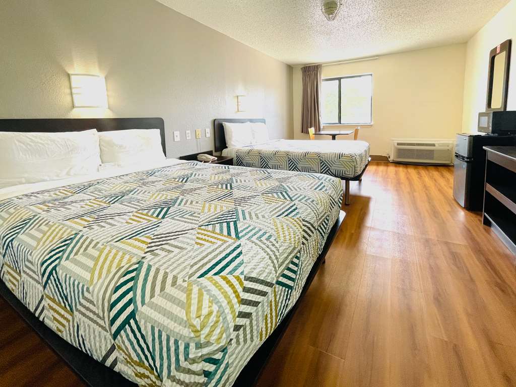 Motel 6 Duncanville TX Dallas - photo 15