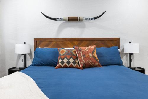 The Rae Sequoia Motel Rm 5 — Three Rivers