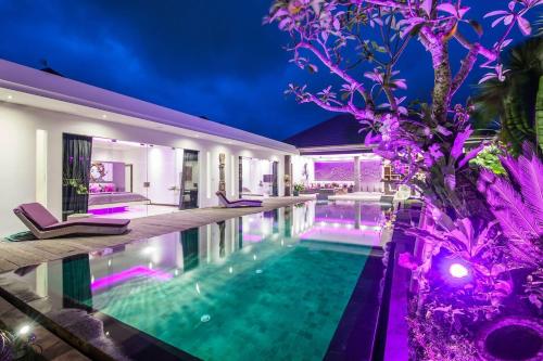 Seminyak Superbe Villa 4 chambres — 4-Star Luxury Hotel in Seminyak, Indonesia