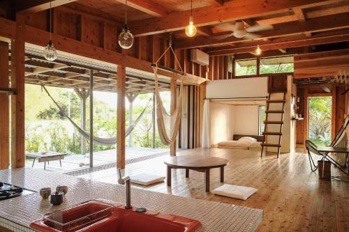 姉と弟の家 — 4-Star Luxury Hotel in Nanjo, Japan