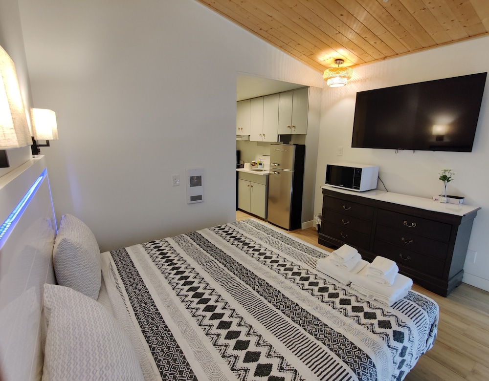 Destination Inn — Cache Creek — photo 3
