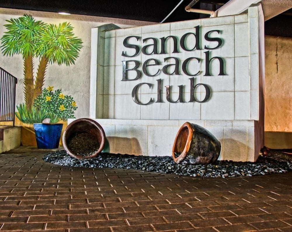 Sands Beach Club Resort - photo 28
