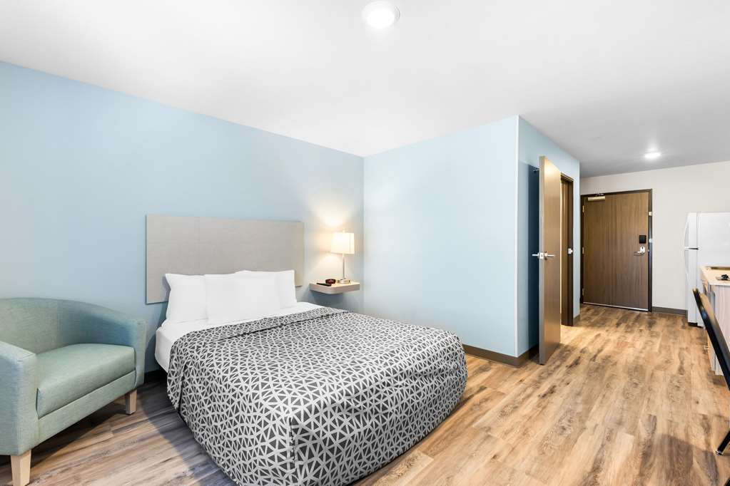 Woodspring Suites Bluffdale Salt Lake City - photo 15