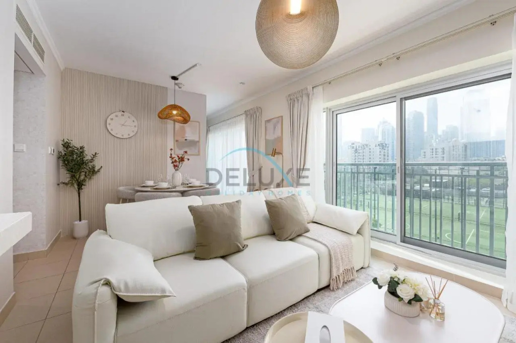 Chic Studio in Burj Views Podium Downtown Dubai by Deluxe Holiday Homes — 4-Star Luxury Hotel in Dubai, United Arab Emirates
