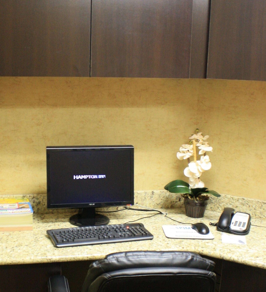 Hampton Inn & Suites Dallas Arlington N Entertainment Dist. - photo 49