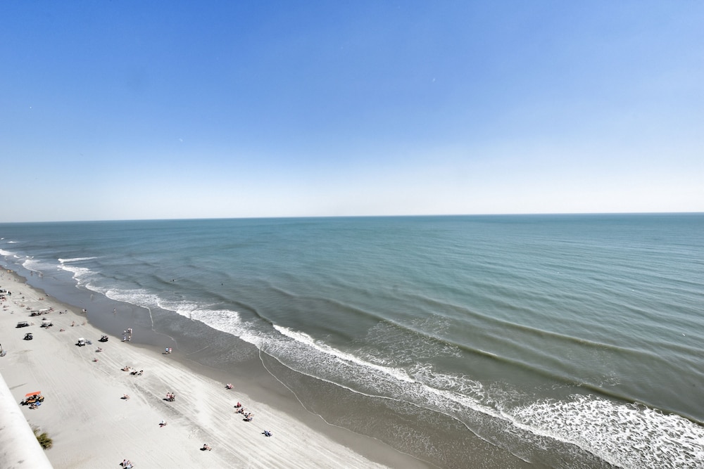 1412 Waters Edge Resort 3 Bedroom Condo by RedAwning - photo 37