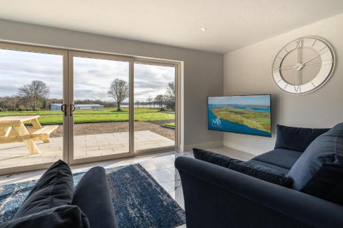 The Stables At Mullans Bay — 4-Star Luxury Hotel in Enniskillen, United Kingdom