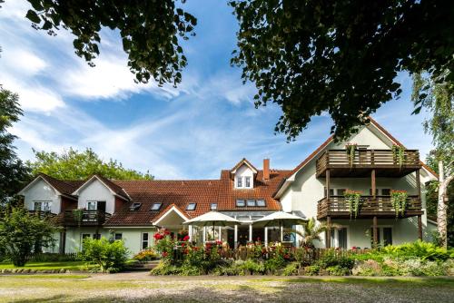 Hotel Pension Lindenhof in Ostseebad Boltenhagen, Germany