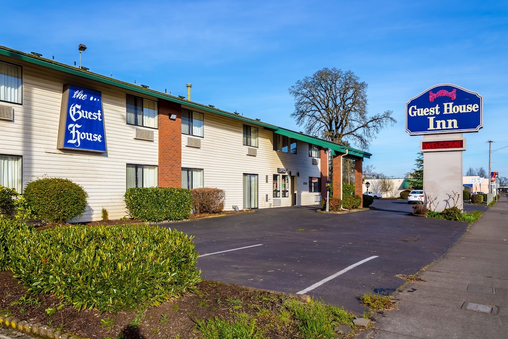 Guest House Inn Junction City - photo 20