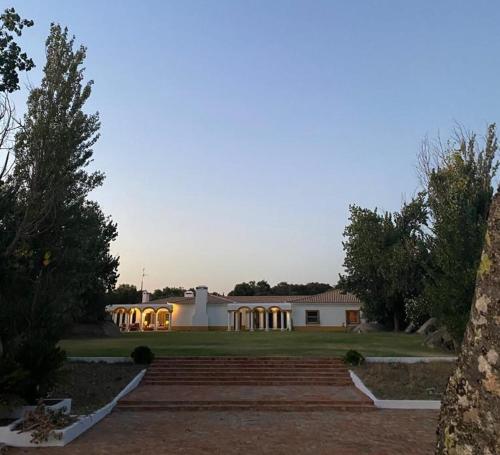 Quinta do Amauriz - carbon neutral hotel in Evora