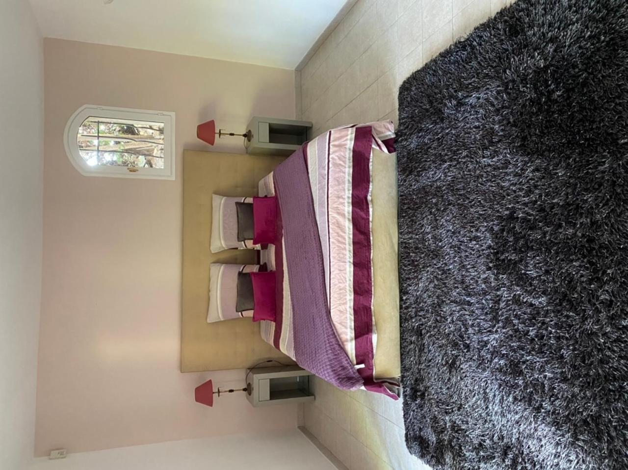 Chambre Spacieuse Independante Dans Villa Plus Parking Privee — 4-Star Luxury Hotel in Le Cannet, France