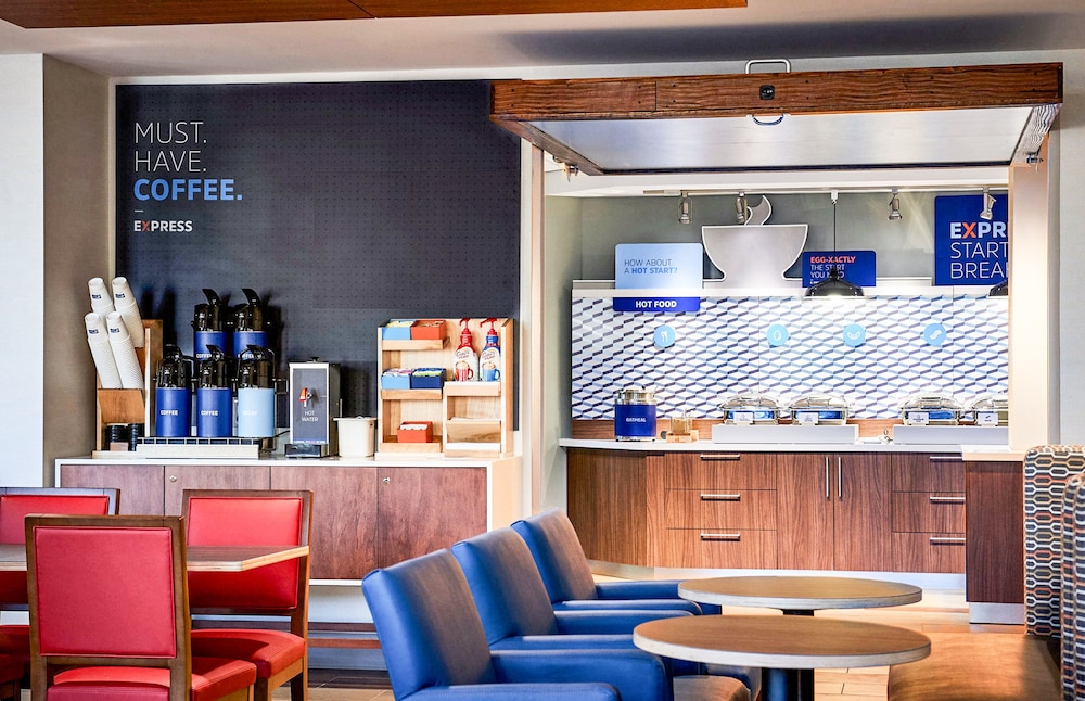 Holiday Inn Express & Suites Blythe by IHG - photo 13