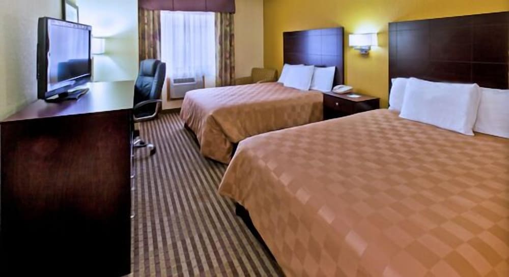 AmericInn by Wyndham Council Bluffs - photo 4