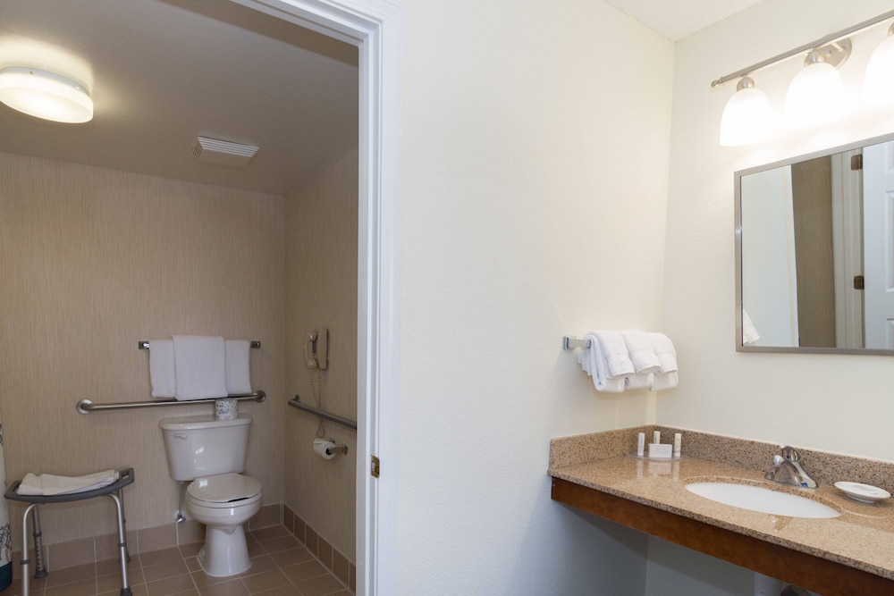 Residence Inn by Marriott Charlotte Lake Norman - photo 23