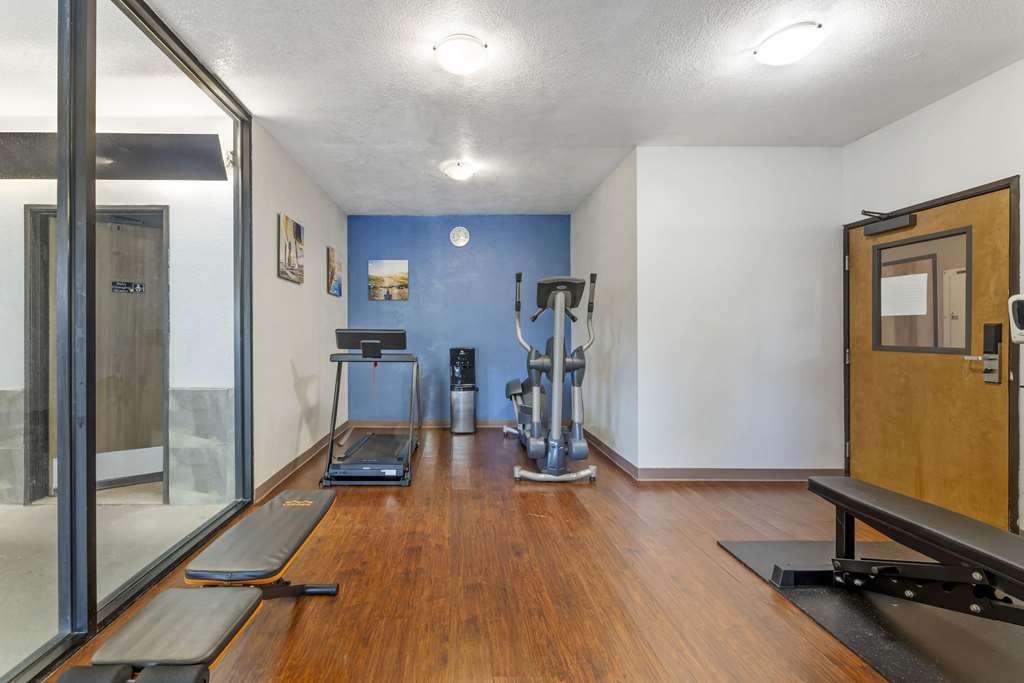 Comfort Suites Near Vancouver Mall - photo 37