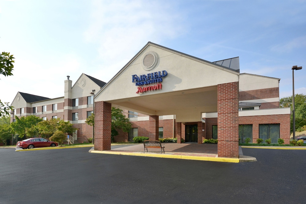 Fairfield Inn & Suites by Marriott Charlottesville North - photo 2