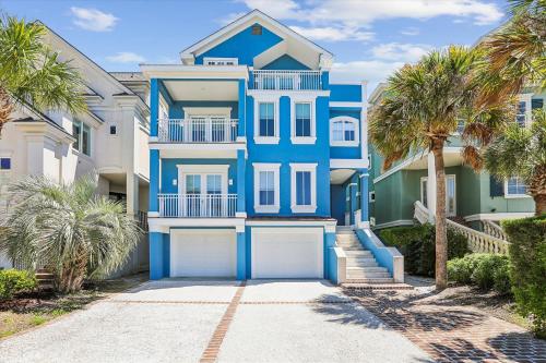 2 Collier Beach Oceanfront Dog Friendly Private Pool FREE Activities — 4-Star Luxury Hotel in Hilton Head Island, United States