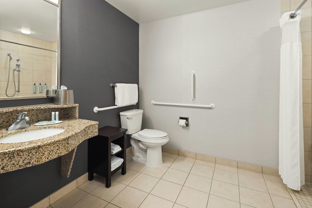Courtyard by Marriott Minneapolis Maple Grove Arbor Lakes - photo 33