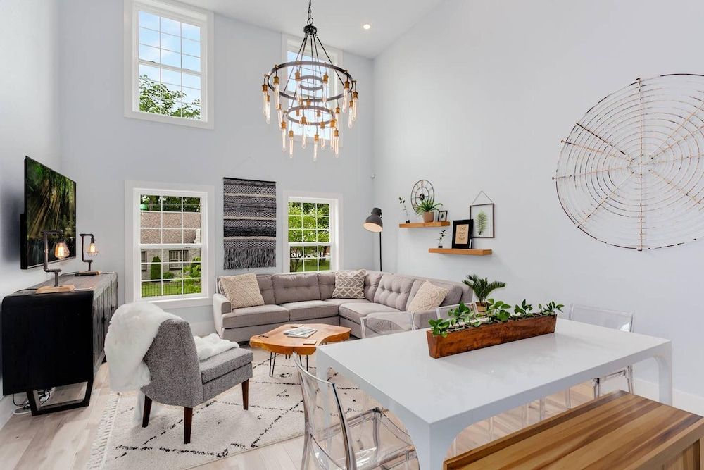 The Brownstone 1 Block To Downtown Bentonville — Bentonville