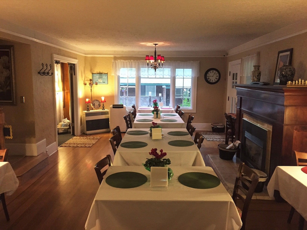 Strawberry Valley Inn - photo 12