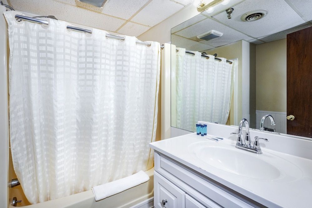 Sea Spiral Suites & Motel - photo 10