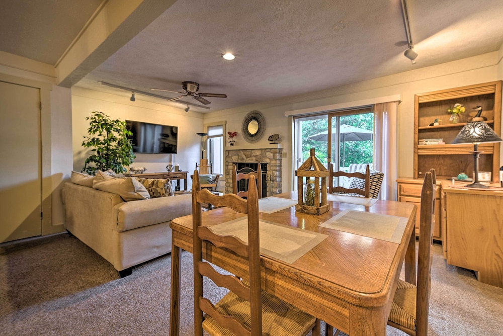 1 Mi To Jack Frost Ski Resort Water View Retreat - photo 6