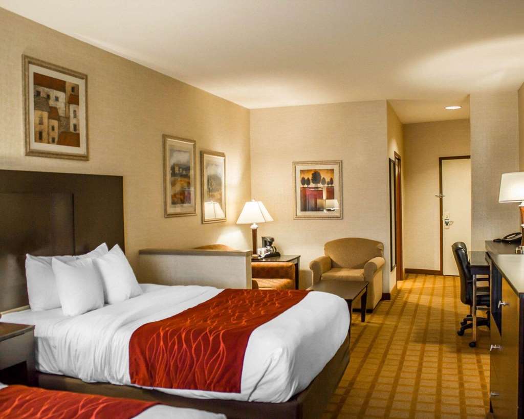 Comfort Suites Edinboro - photo 18