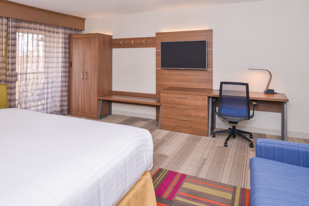 Holiday Inn Express Palm Desert by IHG - photo 7
