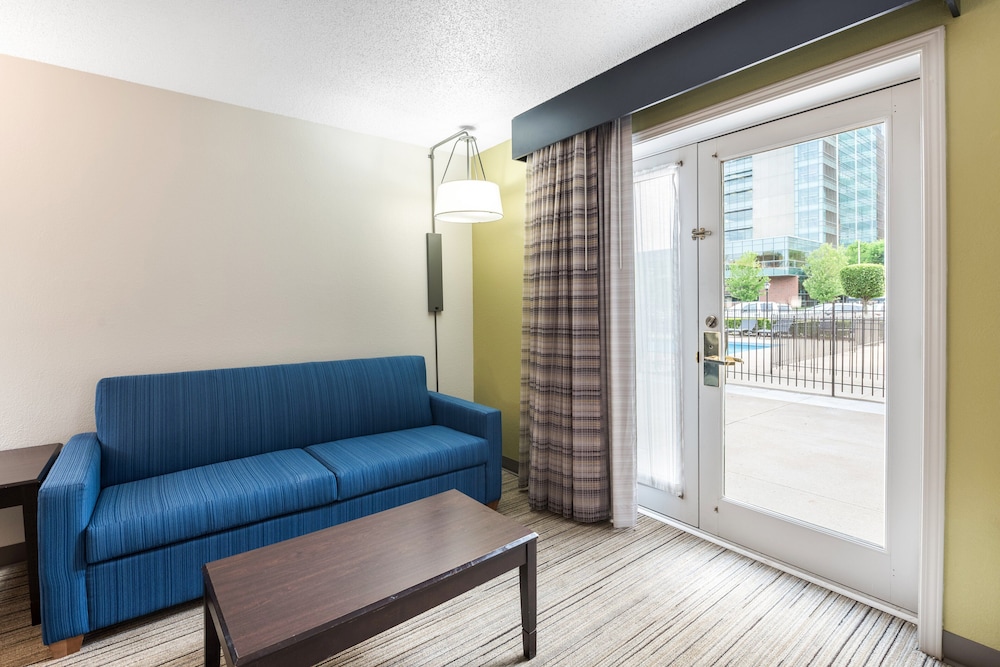 Holiday Inn Express Columbus Downtown by IHG - photo 14