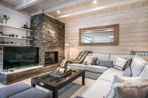 Tubo Nere by Totiaran — 4-Star Luxury Hotel in Vielha, Spain