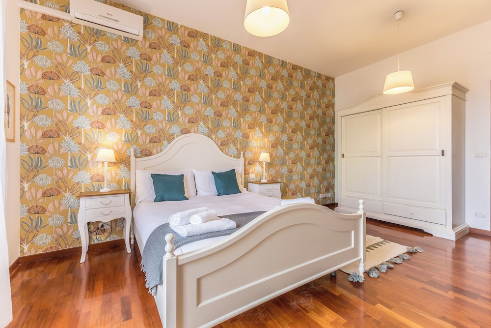 Casa Nina Ostiense Roma Tre by GHOR — 4-Star Luxury Hotel in Rome, Italy