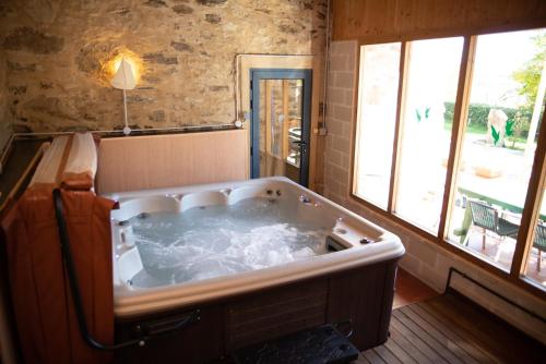 Casa Fonte do Barro SPA opcional de pago — 4-Star Luxury Hotel in Santiago De Compostela, Spain