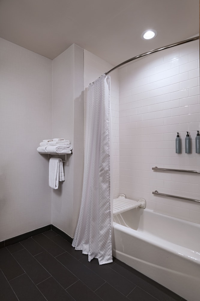 Four Points by Sheraton Fort Worth North - photo 8