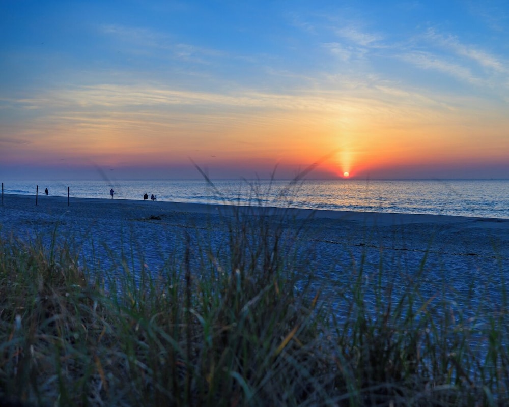 The White Sands Oceanfront Resort & Spa - photo 85