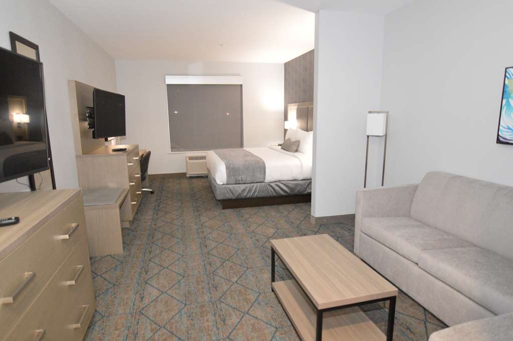 Best Western Plus Executive Residency Oklahoma City I 35 - photo 6