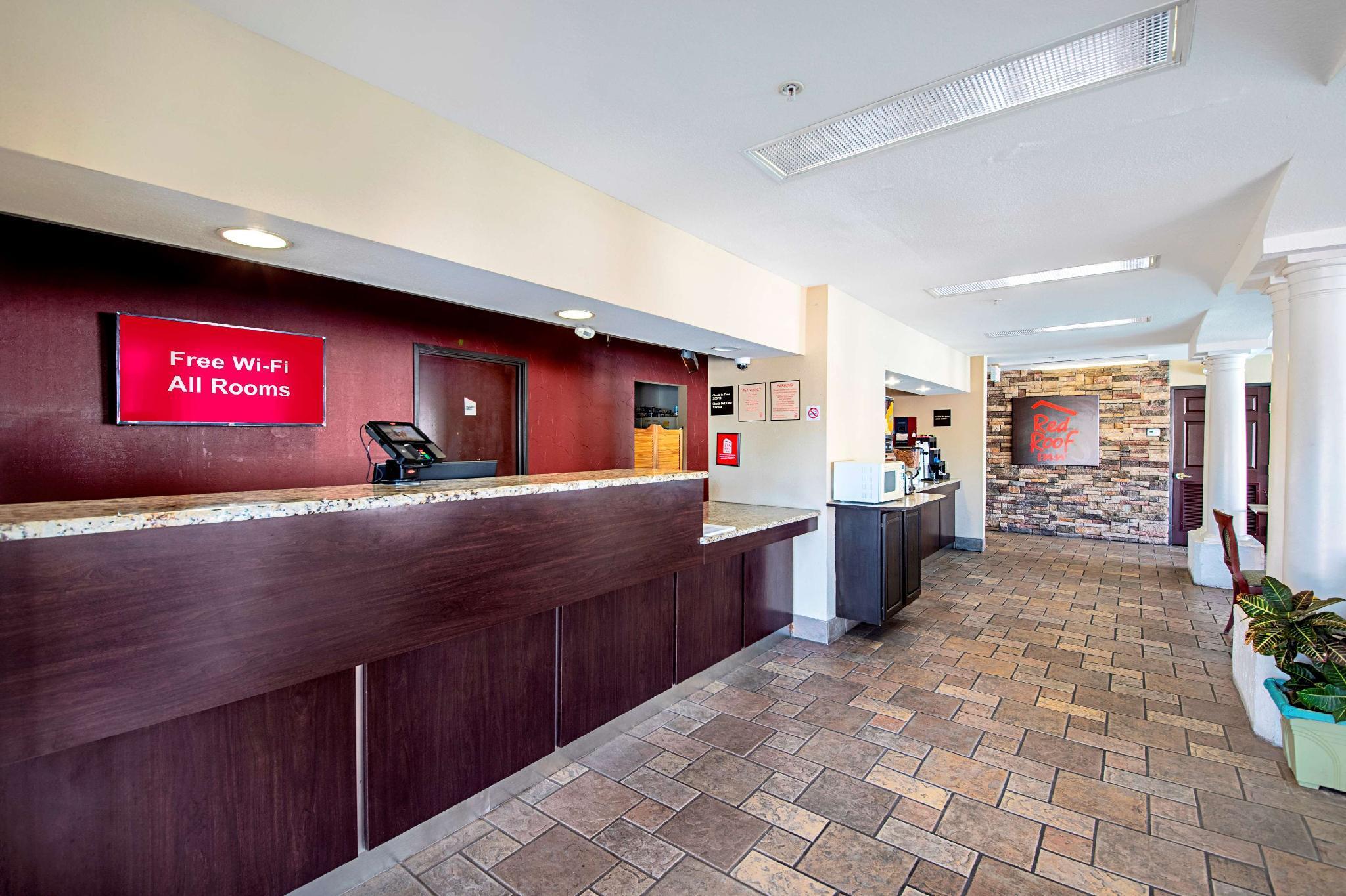 Red Roof Inn San Marcos - photo 30
