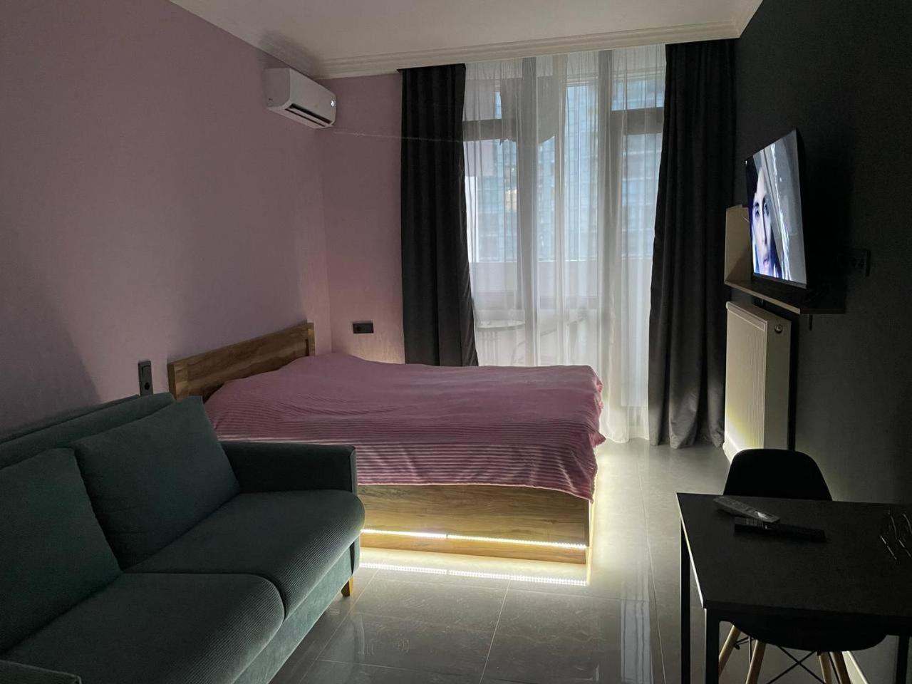 Batumi Apartment Rose
