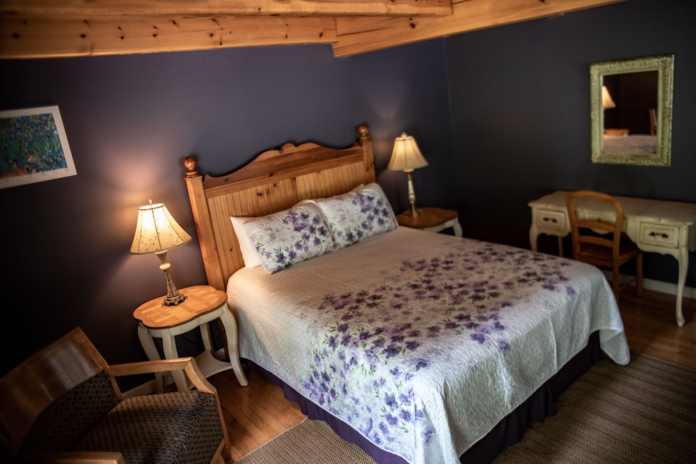 Elk River Hotel & Cafe - photo 13