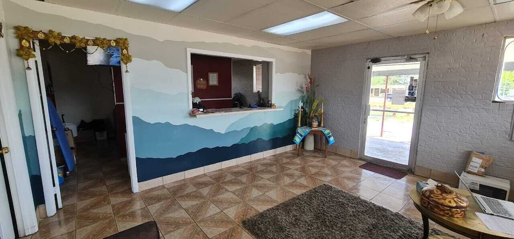 Executive Inn at Mena - photo 4