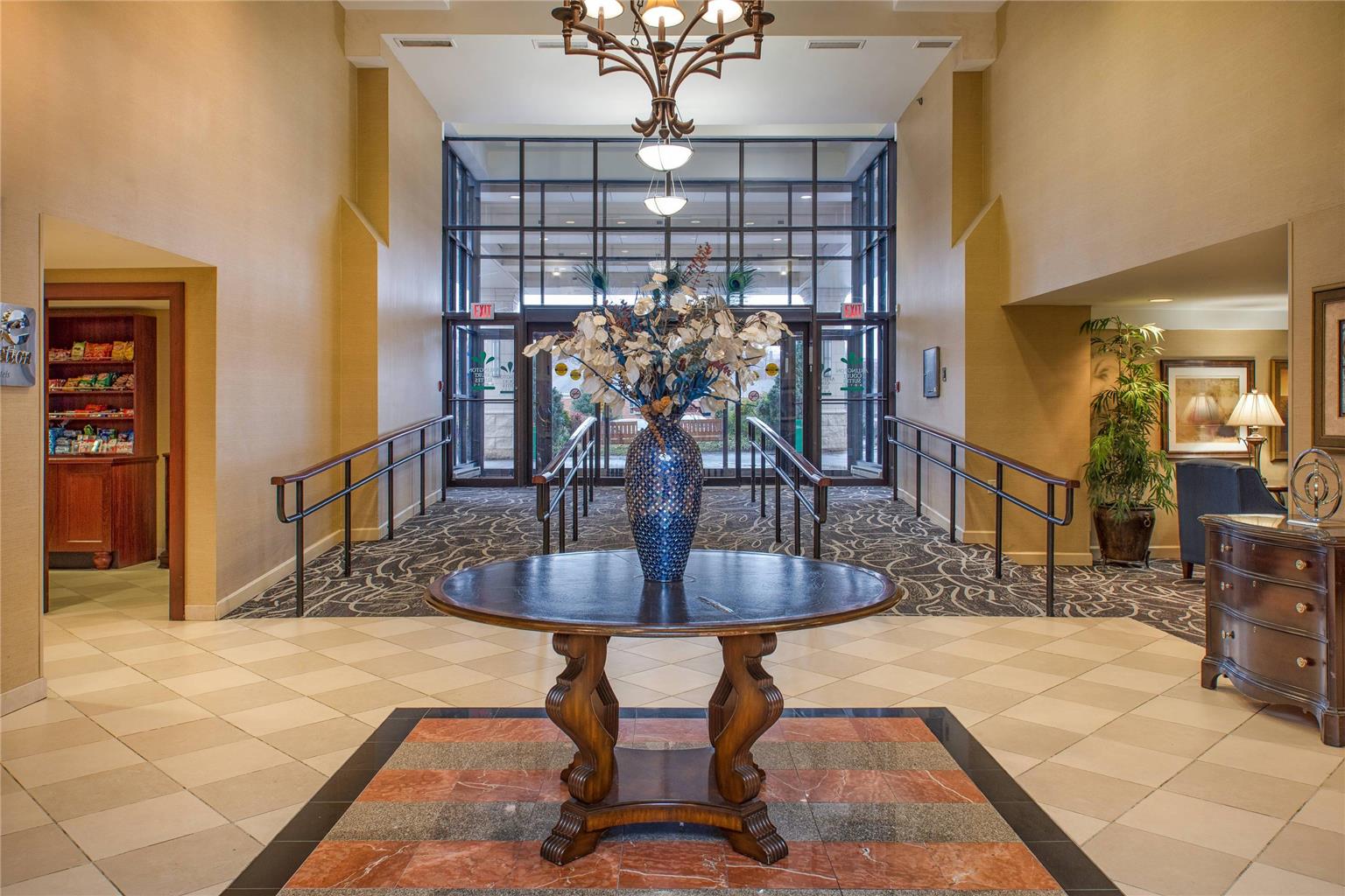 Arlington Court Suites a Clarion Collection Hotel - photo 2