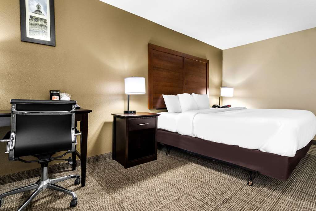 Comfort Inn Evansville East - photo 24
