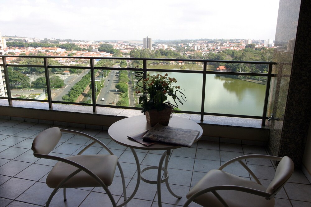 Lagoa Serena Flat Hotel — hotel in Araras