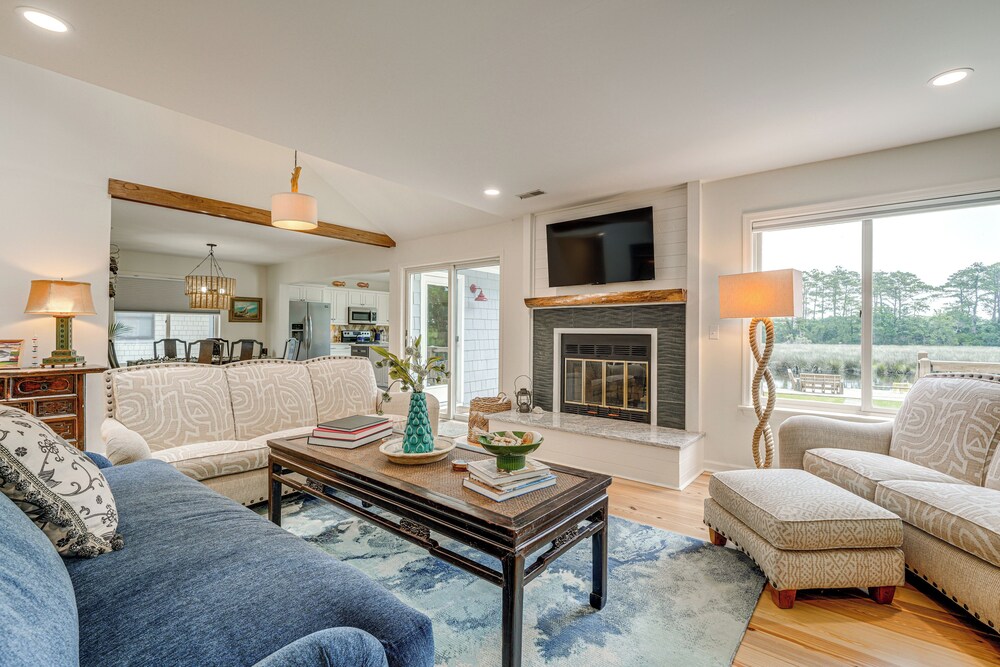 Private Beach Access & Hot Tub: Kitty Hawk Haven in Kitty Hawk, United States